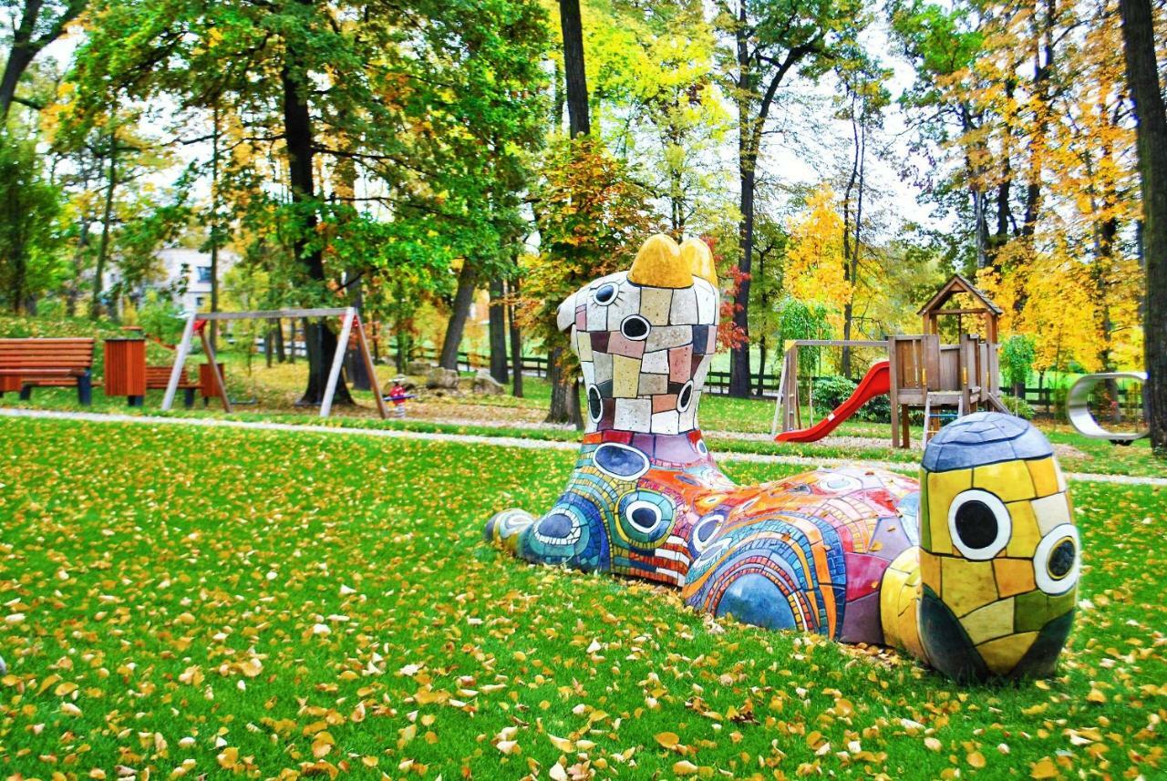 Zamecek Petrovice Hotel Petrovice u Karviné Exterior foto